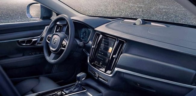 nuova Volvo V90 Cross Country - interni